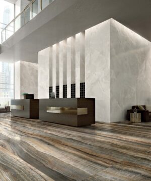ECCENTRIC LUXE
