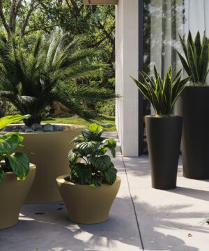 Studio Planters Curvada