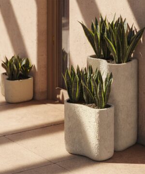 Milos Planters
