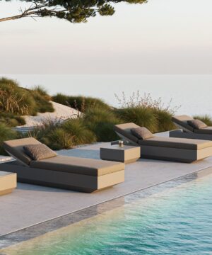 Vela Sun Lounger